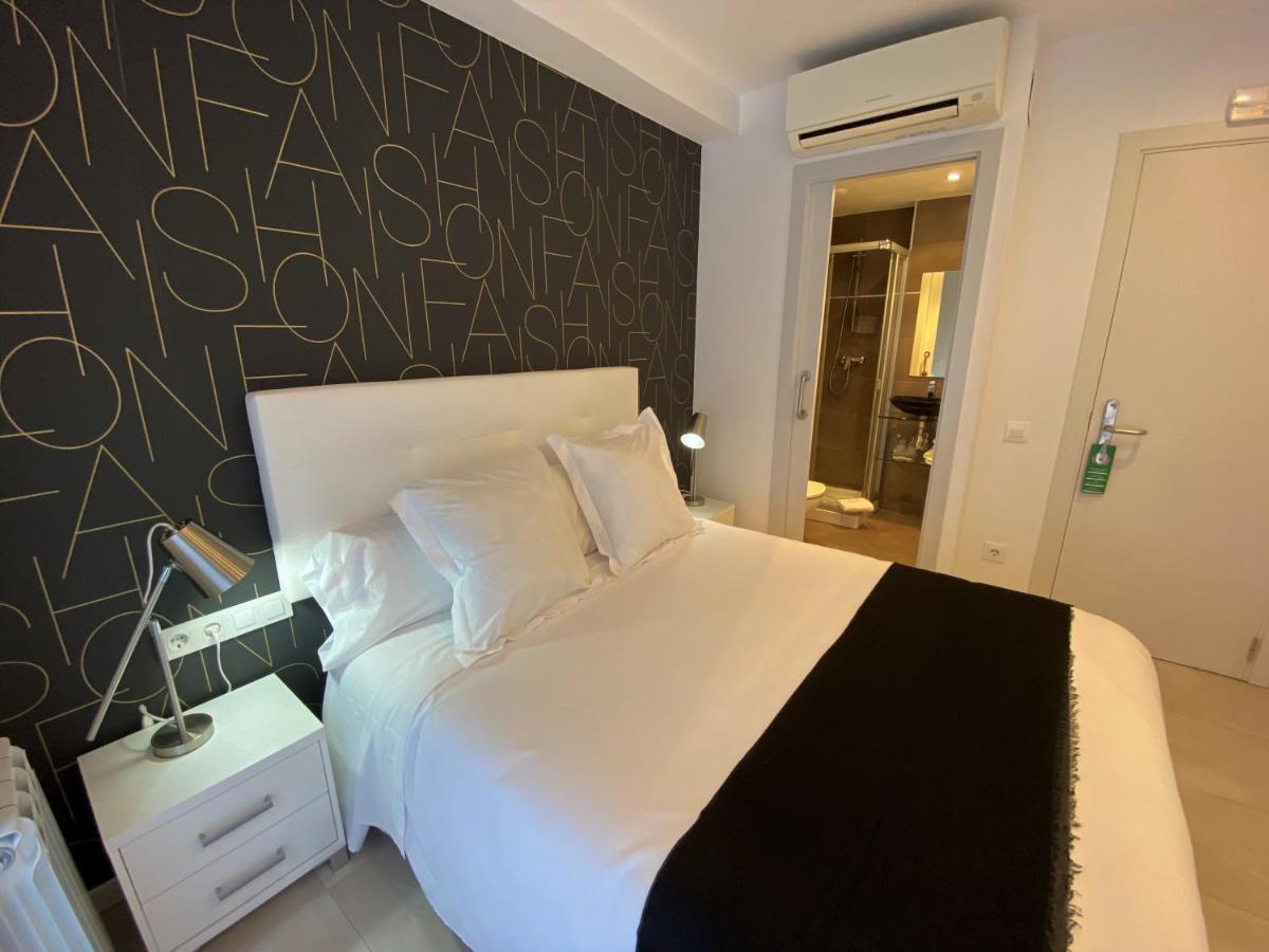 Hostal Somnis Suria Exterior foto