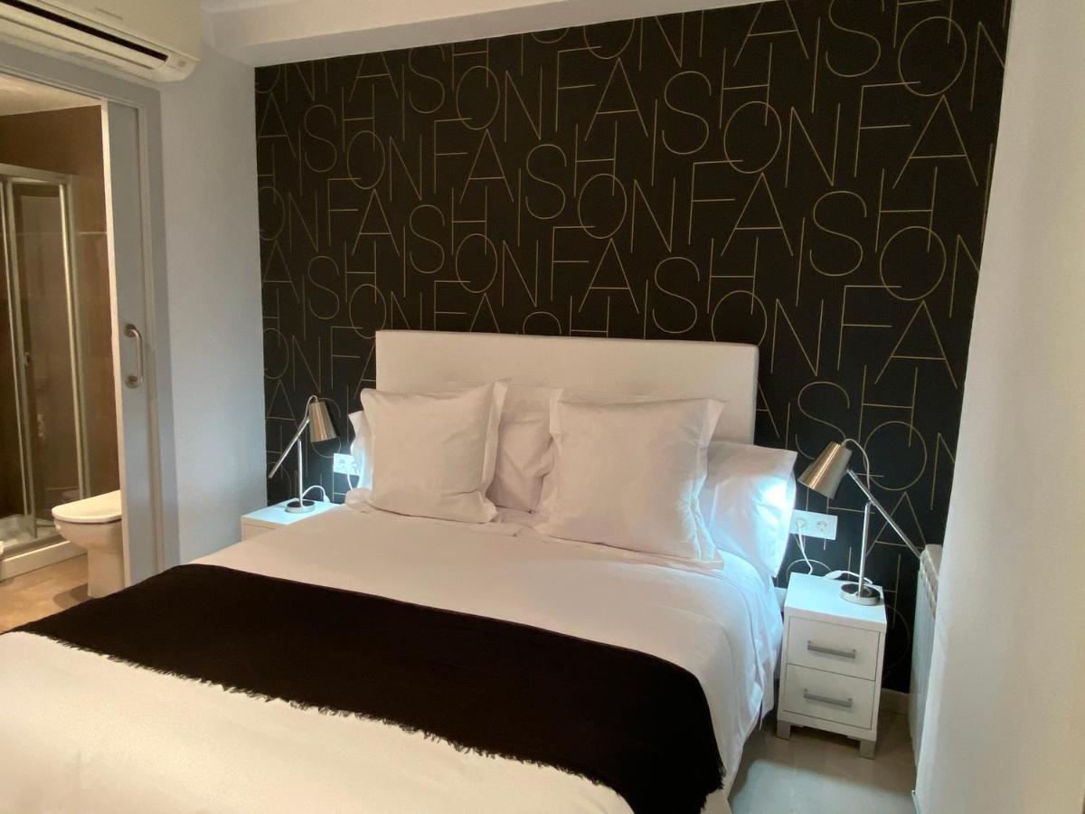 Hostal Somnis Suria Exterior foto