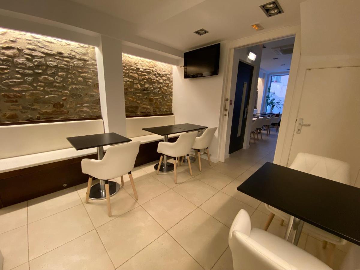 Hostal Somnis Suria Exterior foto